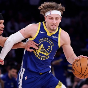 世界杯app下载-惨遭21分大逆转！残阵勇士负尼克斯吞5连败 布伦森30+9波杰25分