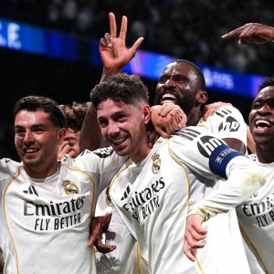 世界杯app下载-欧冠：巴尔韦德上演帽子戏法，皇马伯纳乌3-0完胜曼城